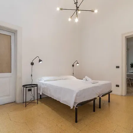 Termini Comfortable 4 Bedrooms