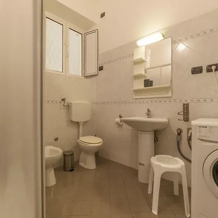 Termini Comfortable 4 Bedrooms *