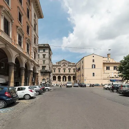 Appartement Termini Comfortable 4 Bedrooms