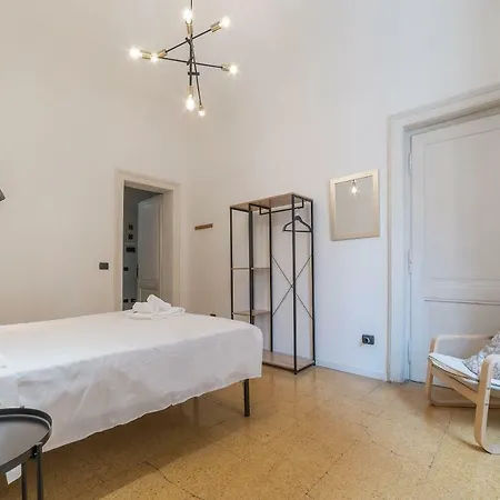 Termini Comfortable 4 Bedrooms *